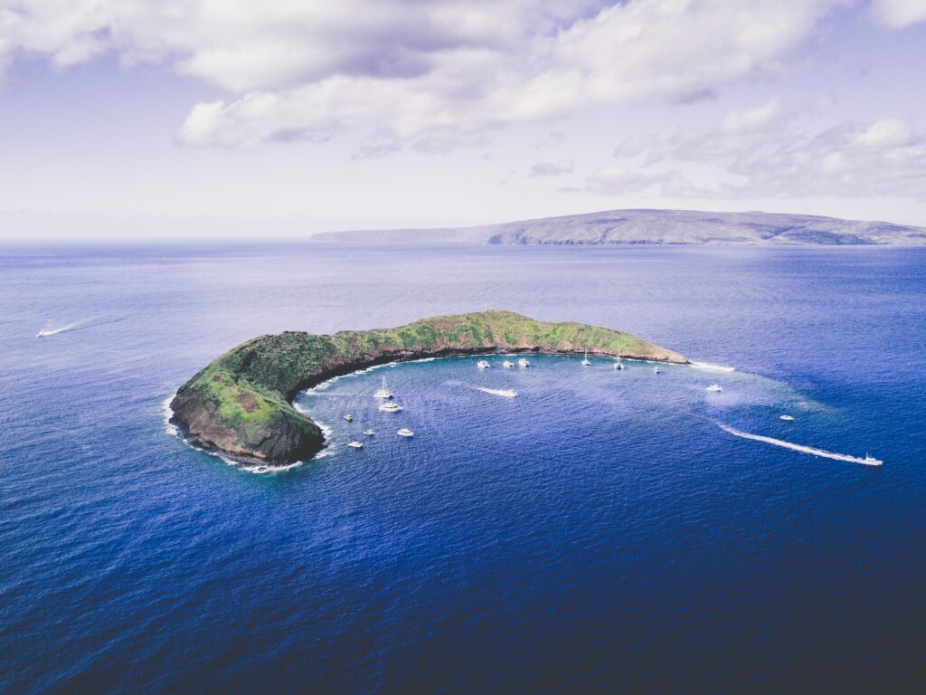 Molokini Crater, Crater in Maui, Famous Hawaiian Crater, Plan a Trip to Maui